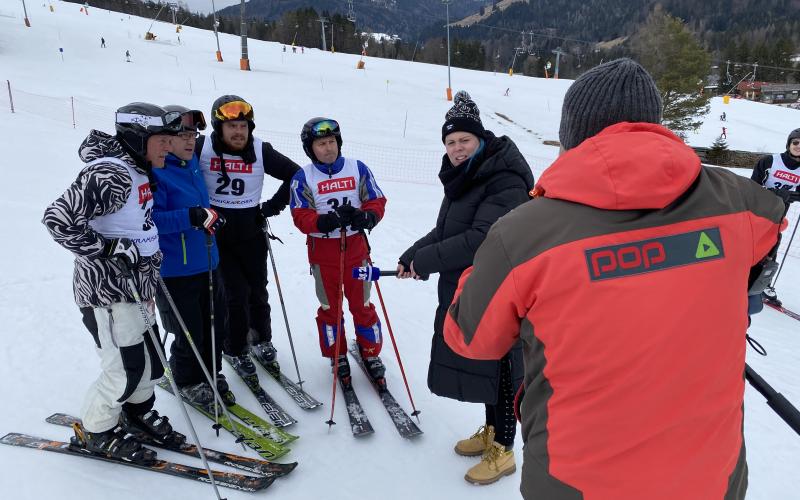 Slovene celebrities on the white slopes of Vitranc