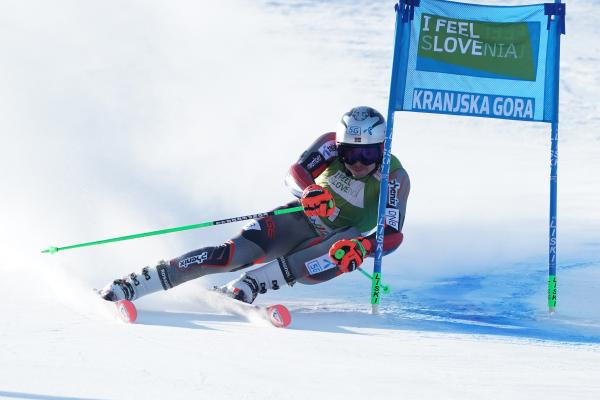 Giant Slalom 1st run (Aleš Fevžer)
