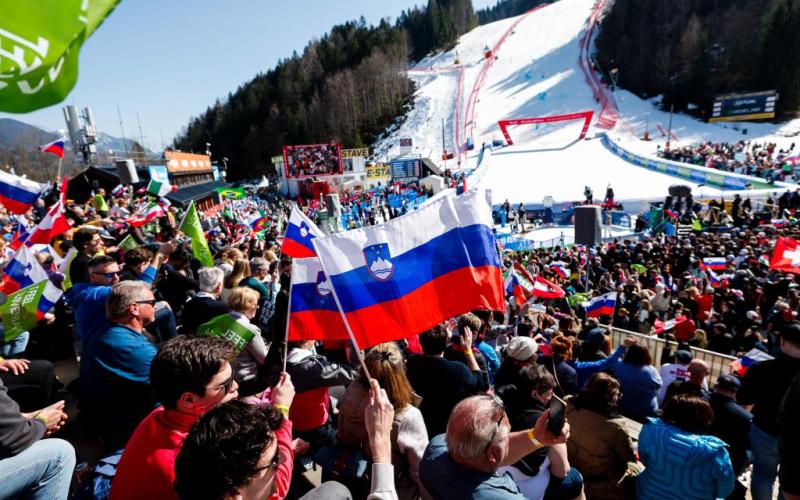 Na veleslalomu več kot 6000 gledalcev 